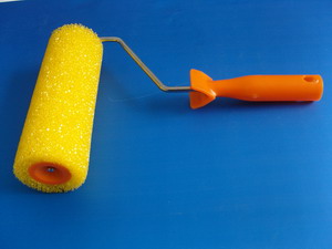Polyester rolling brush for diatom ooze